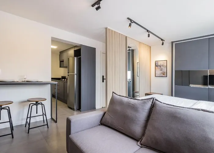 Duque By My Way - A 100 Metros Da Santa Casa E Ufrgs Porto Alegre