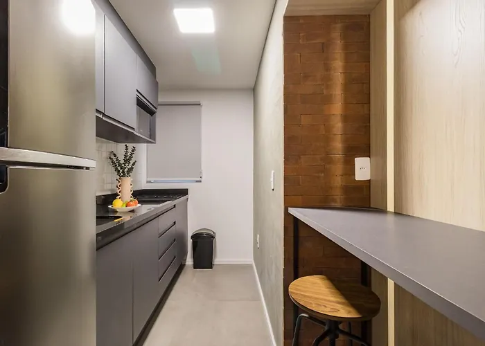 Duque By My Way - A 100 Metros Da Santa Casa E Ufrgs * Porto Alegre