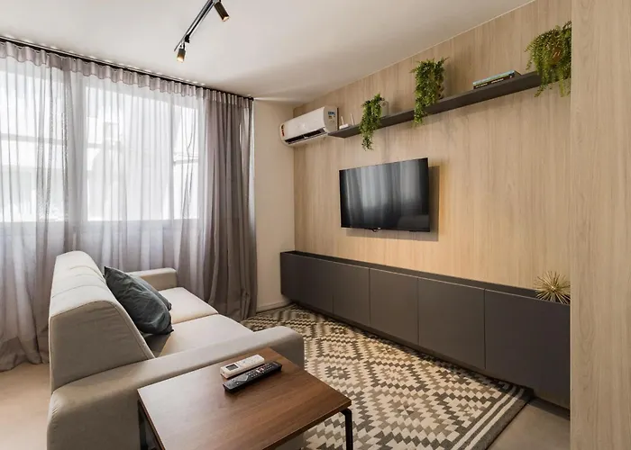 Duque By My Way - A 100 Metros Da Santa Casa E Ufrgs Porto Alegre